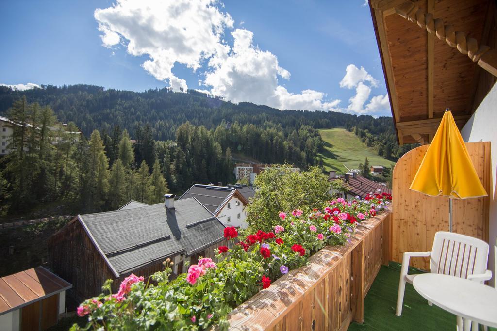 Pension Alpenrose Serfaus Rom bilde